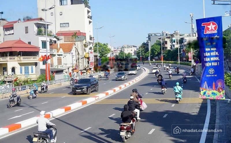 Bán nhà riêng: Bán nhà 3 tầng diện tích 120m2 - khu phố tô ngọc vân tây hồ hà nộ