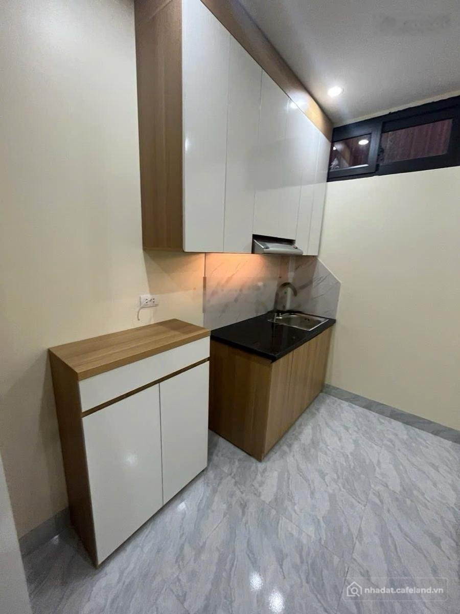 Bán nhà riêng: Bán nhà riêng tại Ngõ 530 Thụy Khuê, 10,85 tỷ, 41m2, 10PN, 6 tầng
