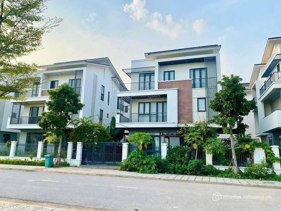 Bán biệt thự: Bán biệt thự song lập 180m² - gần công viên - sổ đỏ sẵn - giá chỉ 