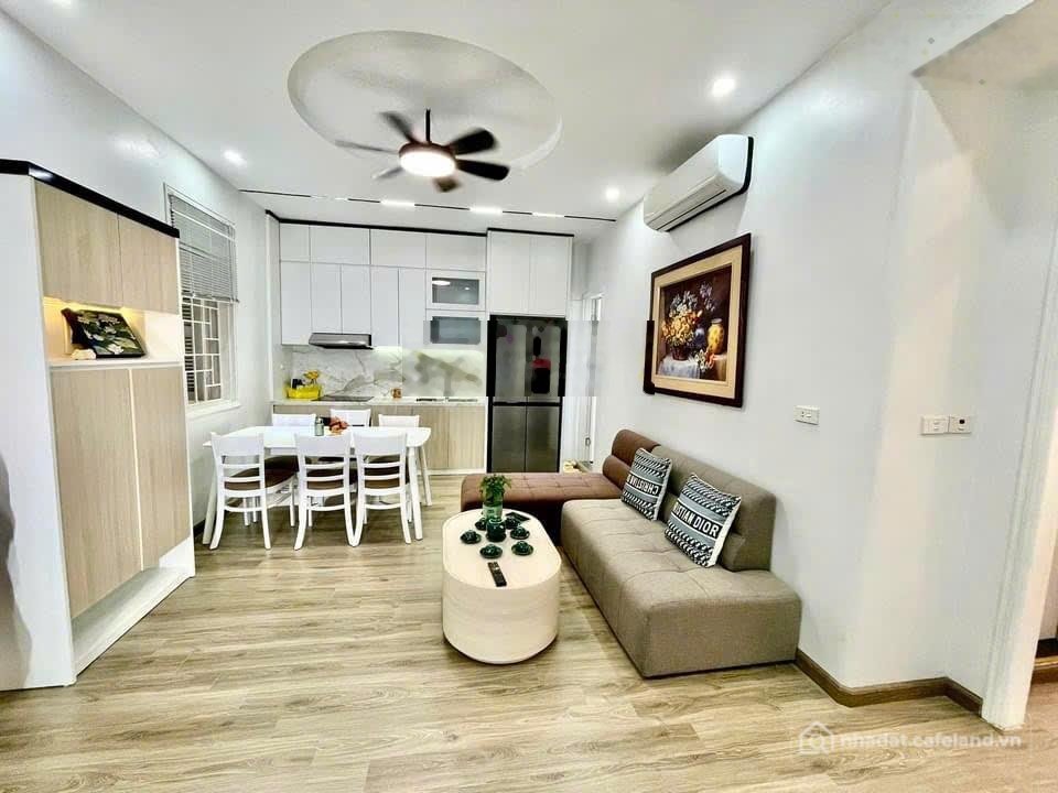 Bán căn hộ chung cư: Em bán dự án khu đô thị Mỹ Đình 1 DT 80m 2N2VS nội thất cơ 