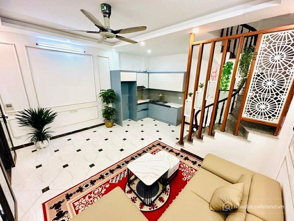 Bán nhà riêng: Bán nhà Phúc Lợi 50m2 5 tầng ô tô đỗ cửa gần Ecohome gần Vincom L