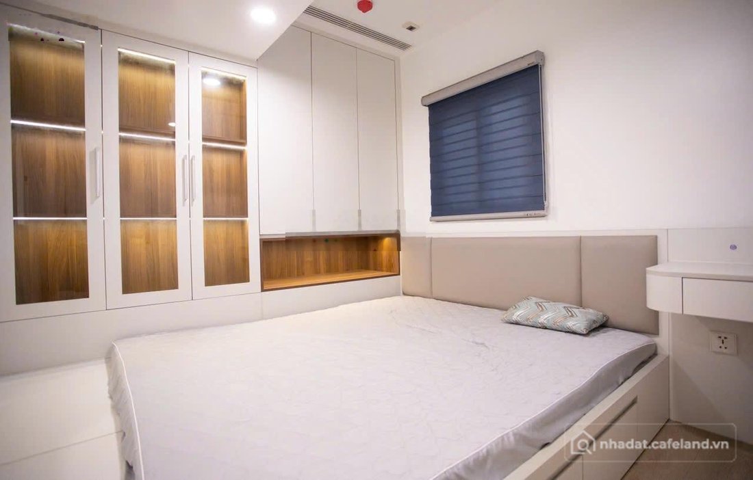 Bán căn hộ chung cư: Chính chủ bán 03pn và 02vs CC The Nine 92m2 tầng đẹp, full 