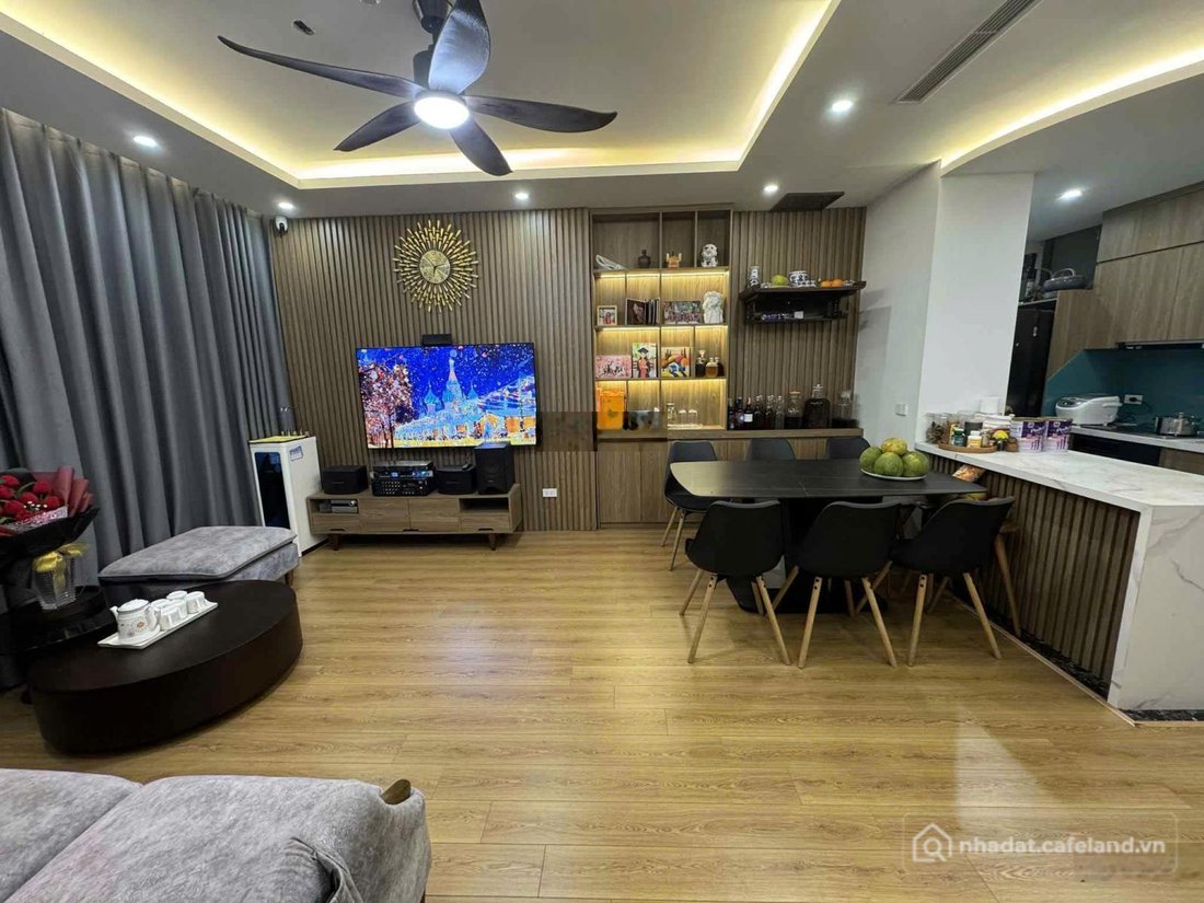 Bán căn hộ chung cư: Bán căn siêu dẹp tòa Le Grand Jardin - Long Biên