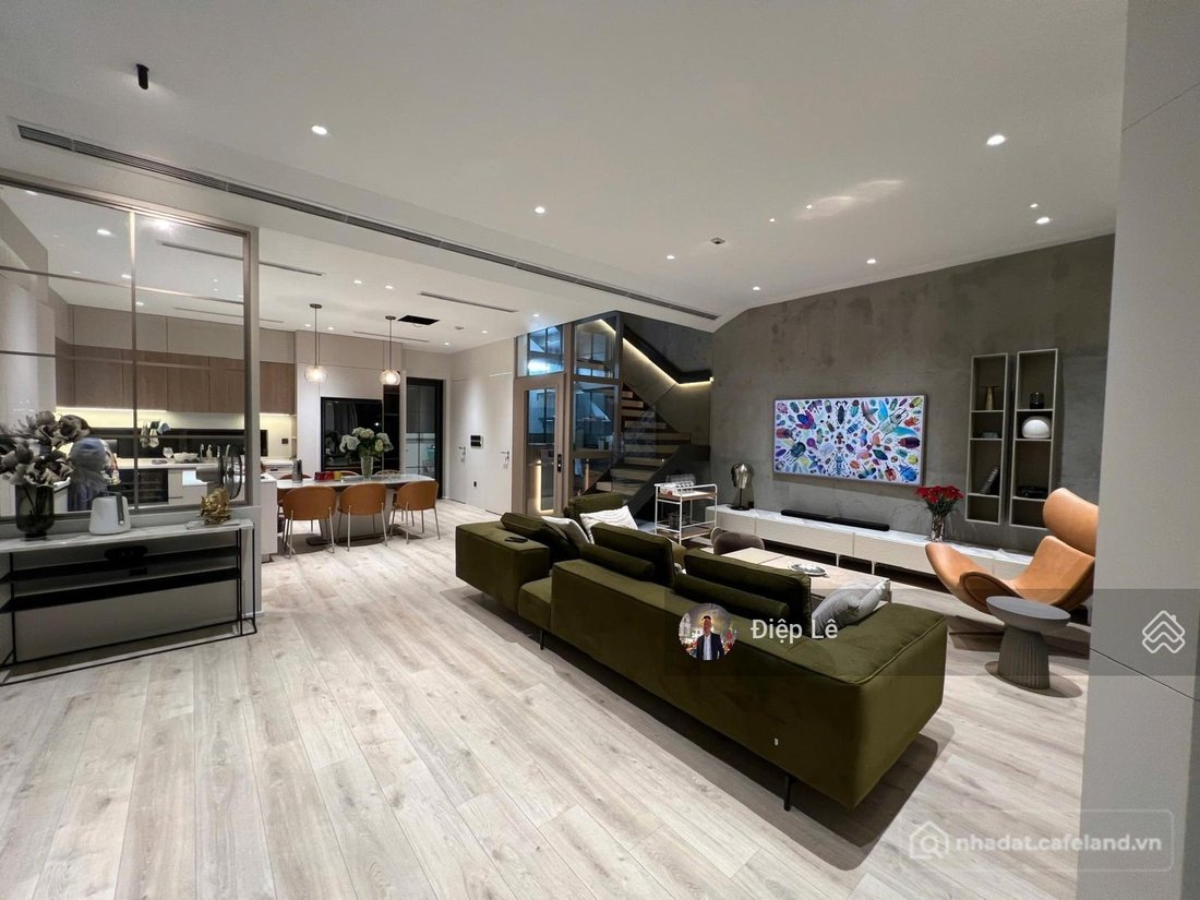 Bán biệt thự: Bán BT Hoa Lan 250m2 đất vuông vắn, đã hoàn thiện, view thẳng Alma