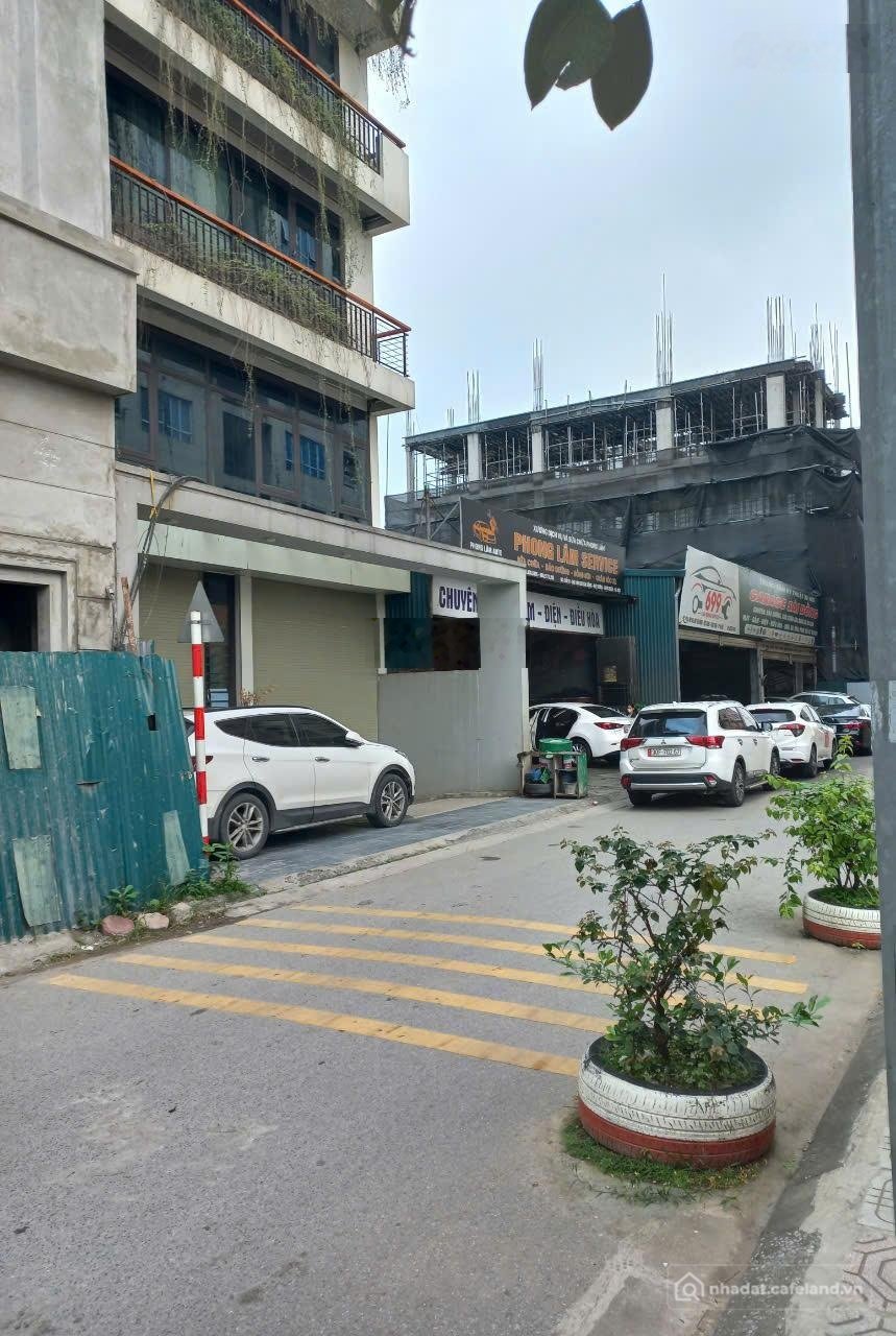 Bán đất thổ cư: Chính chủ cần bán lô đất khu đô thị mới Sài Đồng - Phường Phúc L