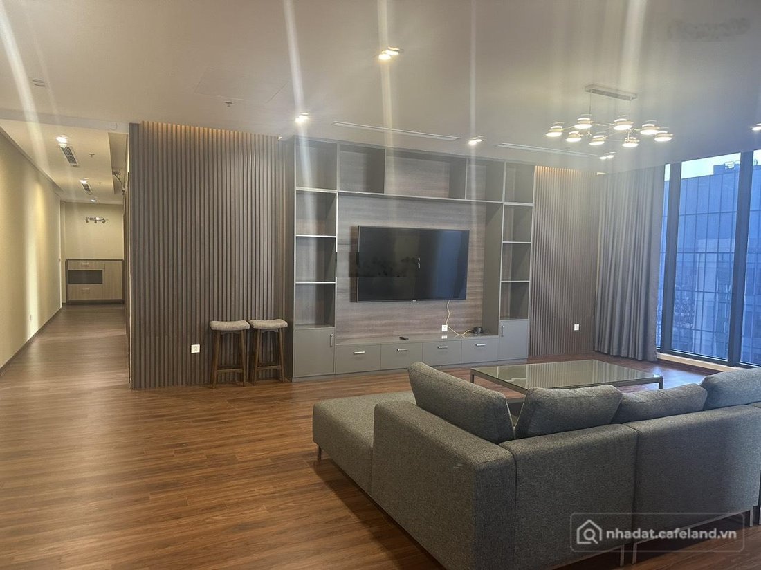 Bán căn hộ chung cư: Bán Penhouse- Vinhomes Metropolis Liễu Giai. Uy tín, chuyên