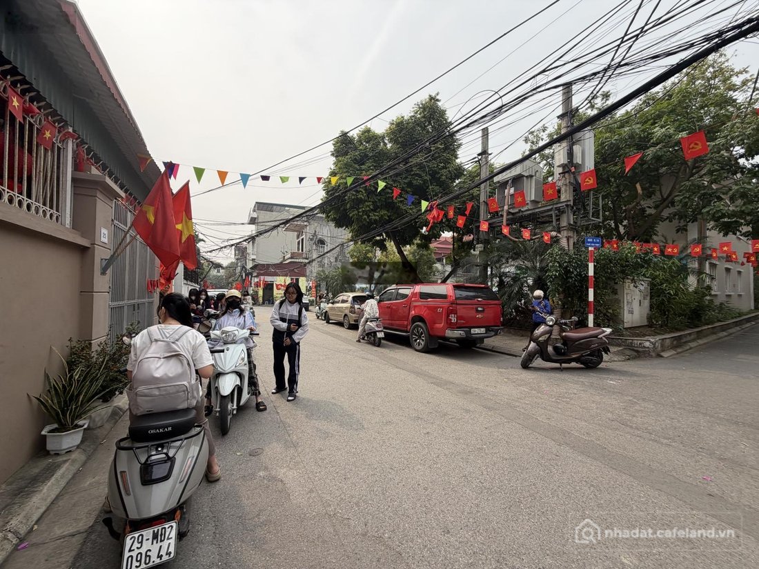 Bán đất thổ cư: Rẻ nhất phố tân thuỵ - nguyễn lam - 105m2 -mặt tiền 5m - đường ô