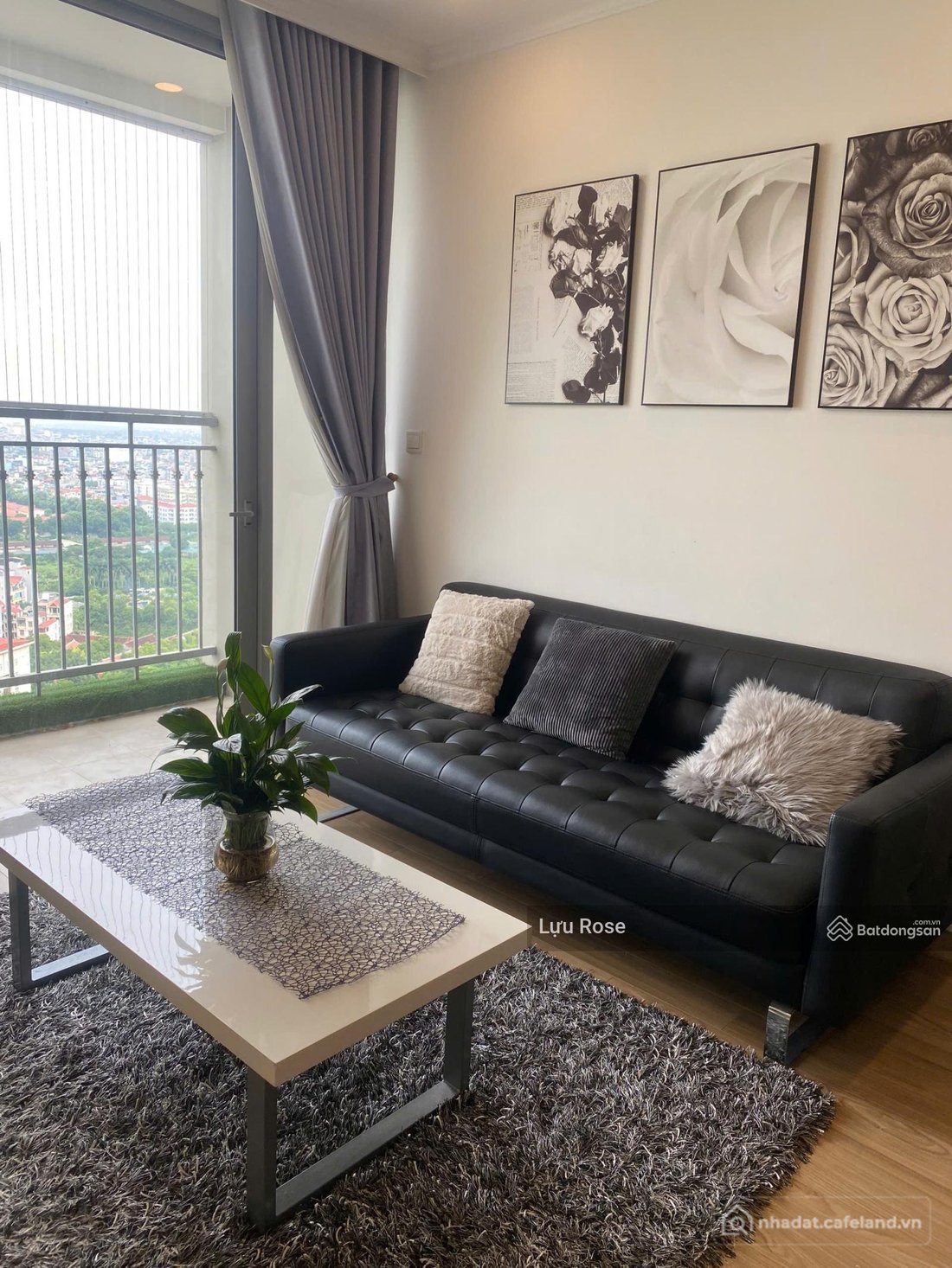 Bán căn hộ chung cư: Căn góc 3 ngủ, đủ đồ có slot oto cần bán nhanh