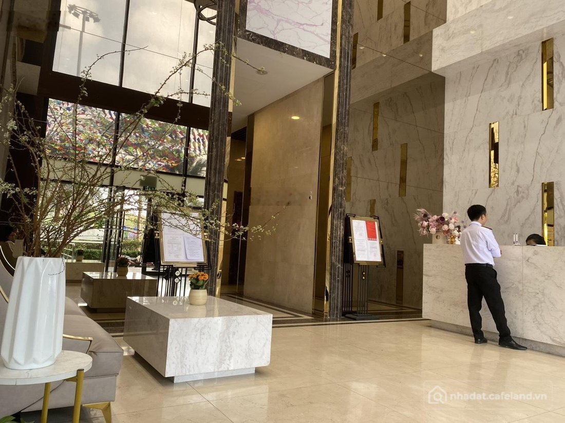 Bán căn hộ chung cư: Rẻ hơn 2 tỷ, D'. El Dorado Tây Hồ, view Hồ Tây đỉnh cao, sổ