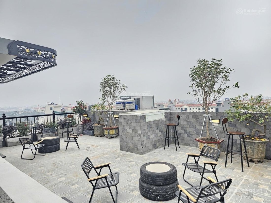 Bán căn hộ chung cư: Bán tòa chdv, lai xá, kim chung, hoài đức, 2 oto tránh, vỉa