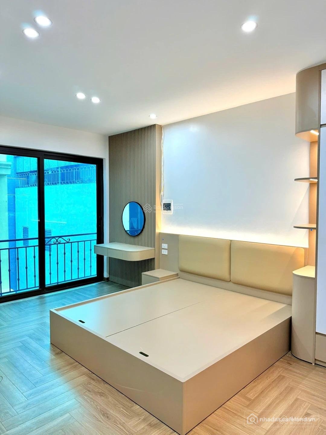 Bán nhà riêng: Phố nhổn 6 tầng thang máy - hàng xóm new city - full nội thất chỉ