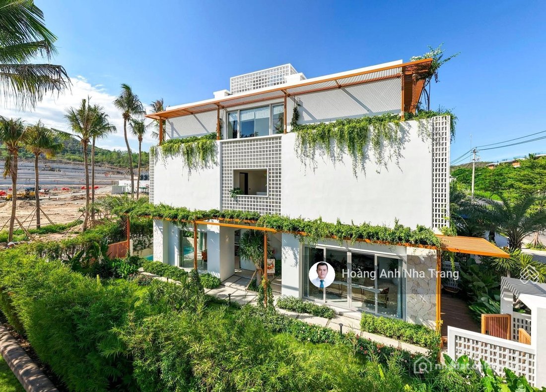 Bán biệt thự: Bán căn biệt thự biển tại la tiên villa nha trang chỉ 14,6 tỷ