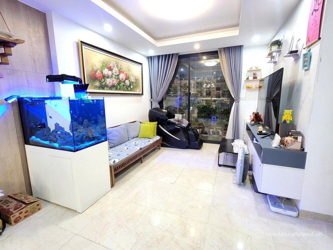 Bán căn hộ chung cư: Bán căn 2 ngủ +1 - 110 Cầu Giấy 86m tầng trung full đồ giá 