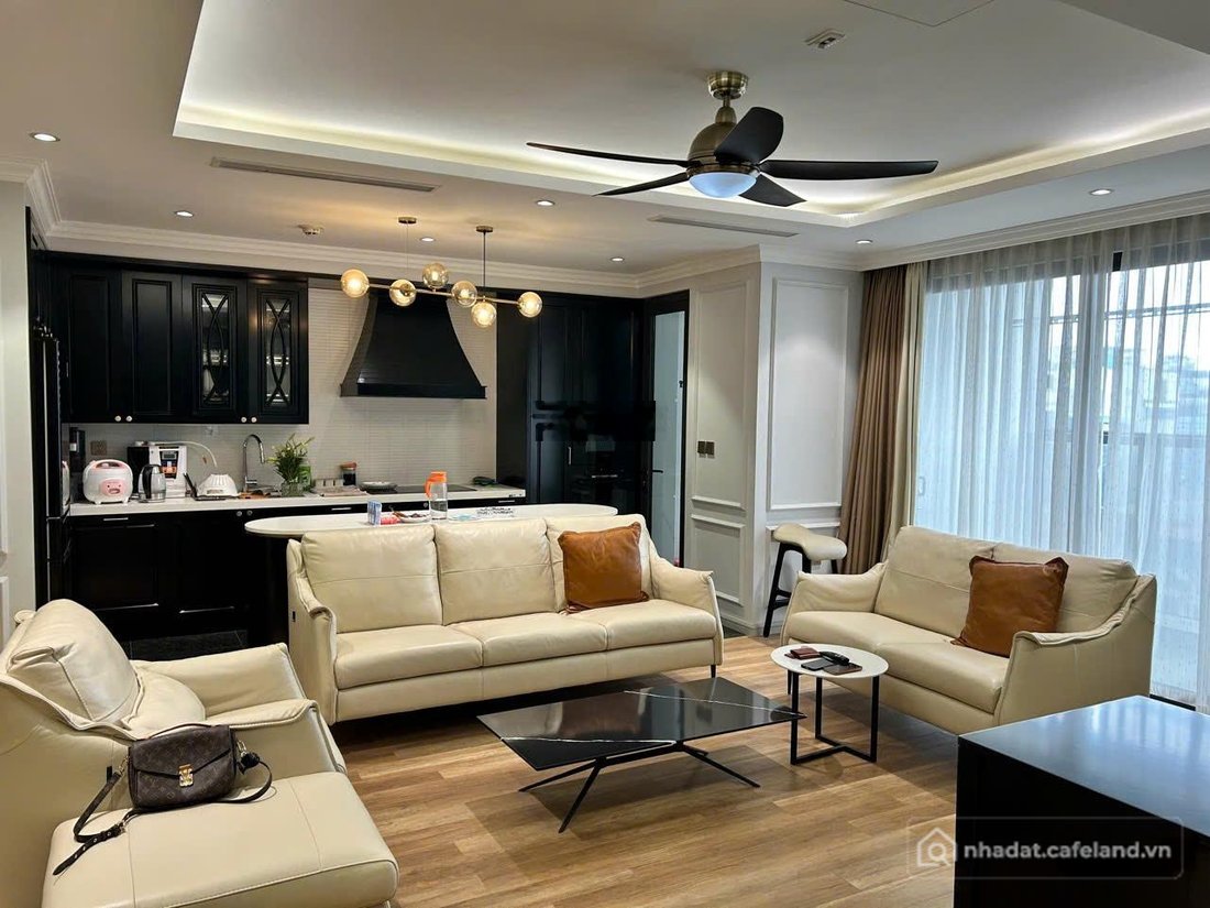 Bán căn hộ chung cư: Chú Ngọc Bán CH The Park Home DT 155 m 4PN View CV Cầu Giấy