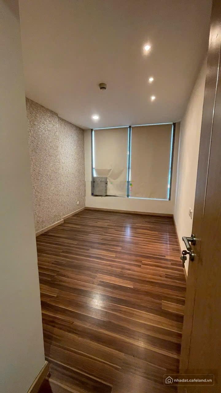 Bán căn hộ chung cư: Chính chủ gửi bán căn hộ siêu đẹp tại Thăng Long Number One