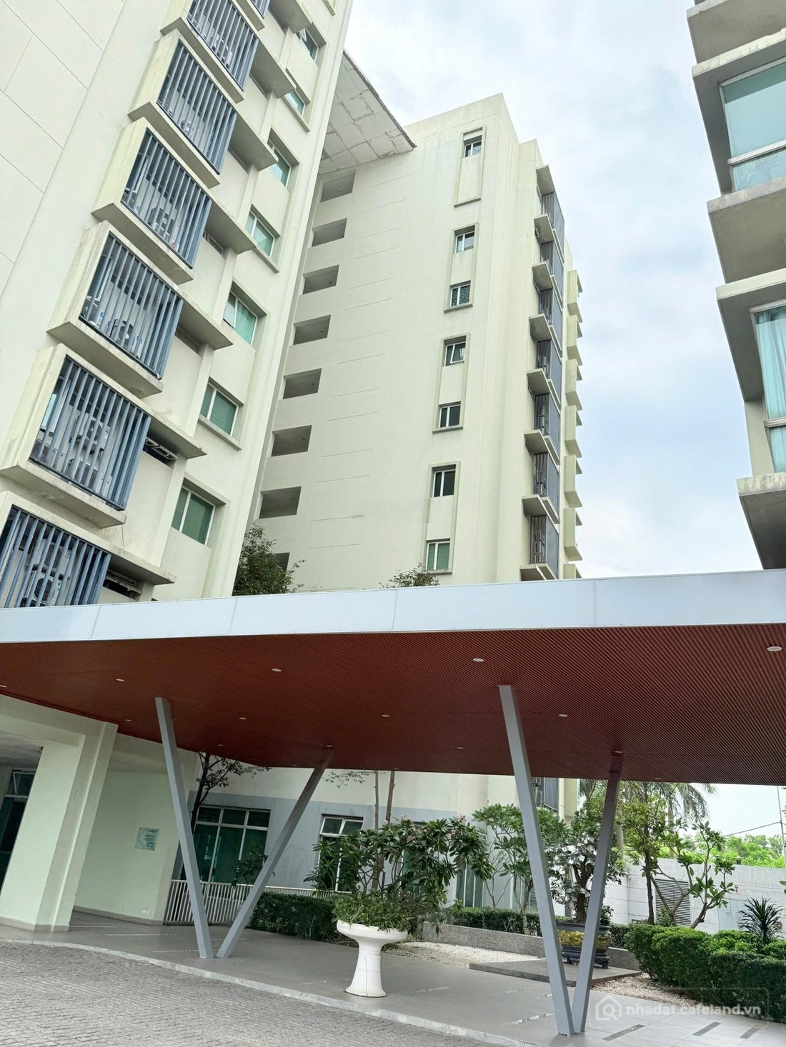 Bán căn hộ chung cư: Chính chủ bán chung cư Canal Park; full đồ; sổ đỏ 86m2; 5.4