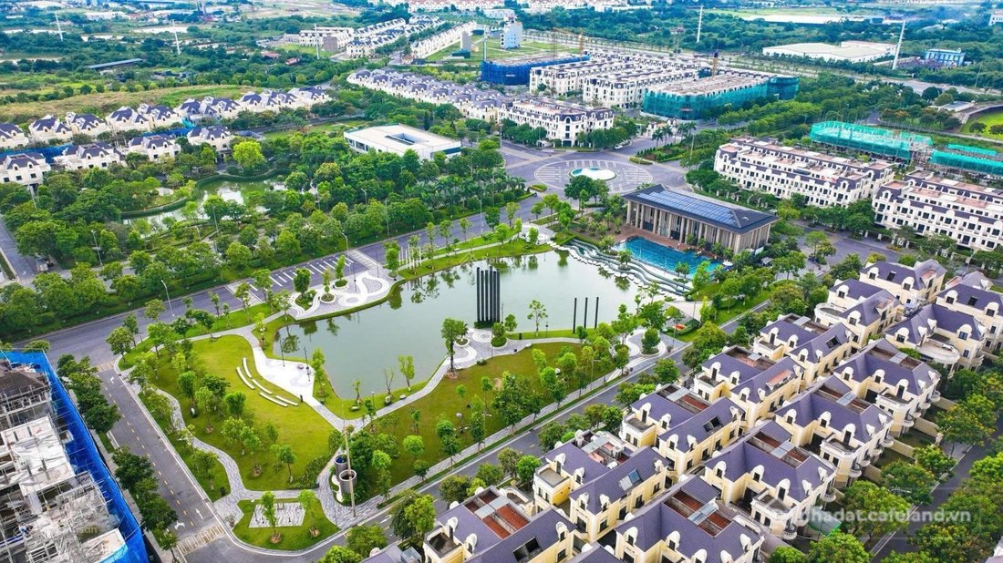 Bán biệt thự: Bán gấp CĂN LIỀN KỀ 4 tầng CÓ HẦM tại An Lạc Green Symphony, 21 tỷ