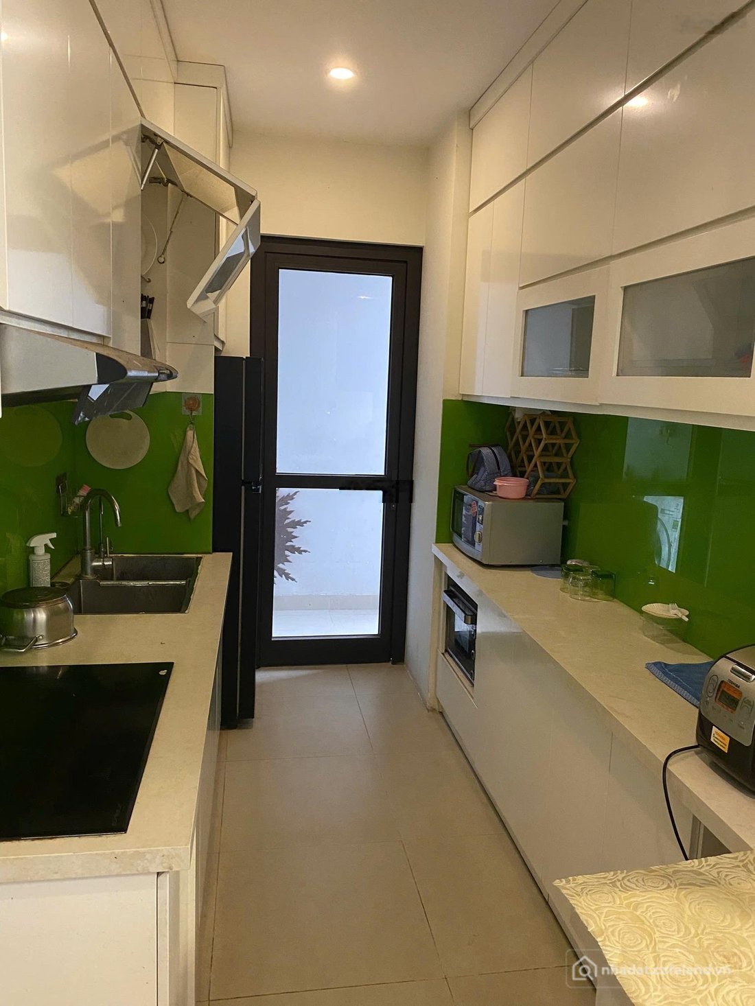 Bán căn hộ chung cư: Chủ nhà gửi bán căn hộ Valencia KDT Việt Hưng, 61m2, 2PN, 1