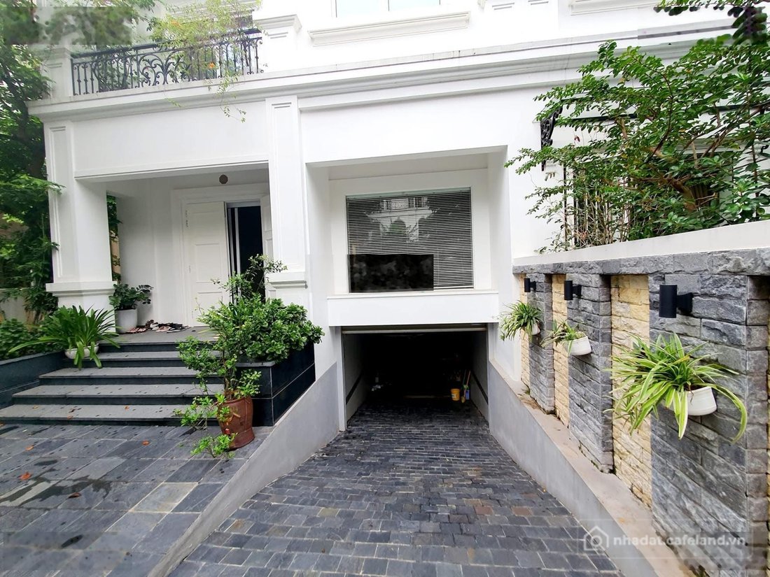 Bán biệt thự: (hàng hiếm) - bán bt ven sông vinhomes riverside. 215m, sau nhà là