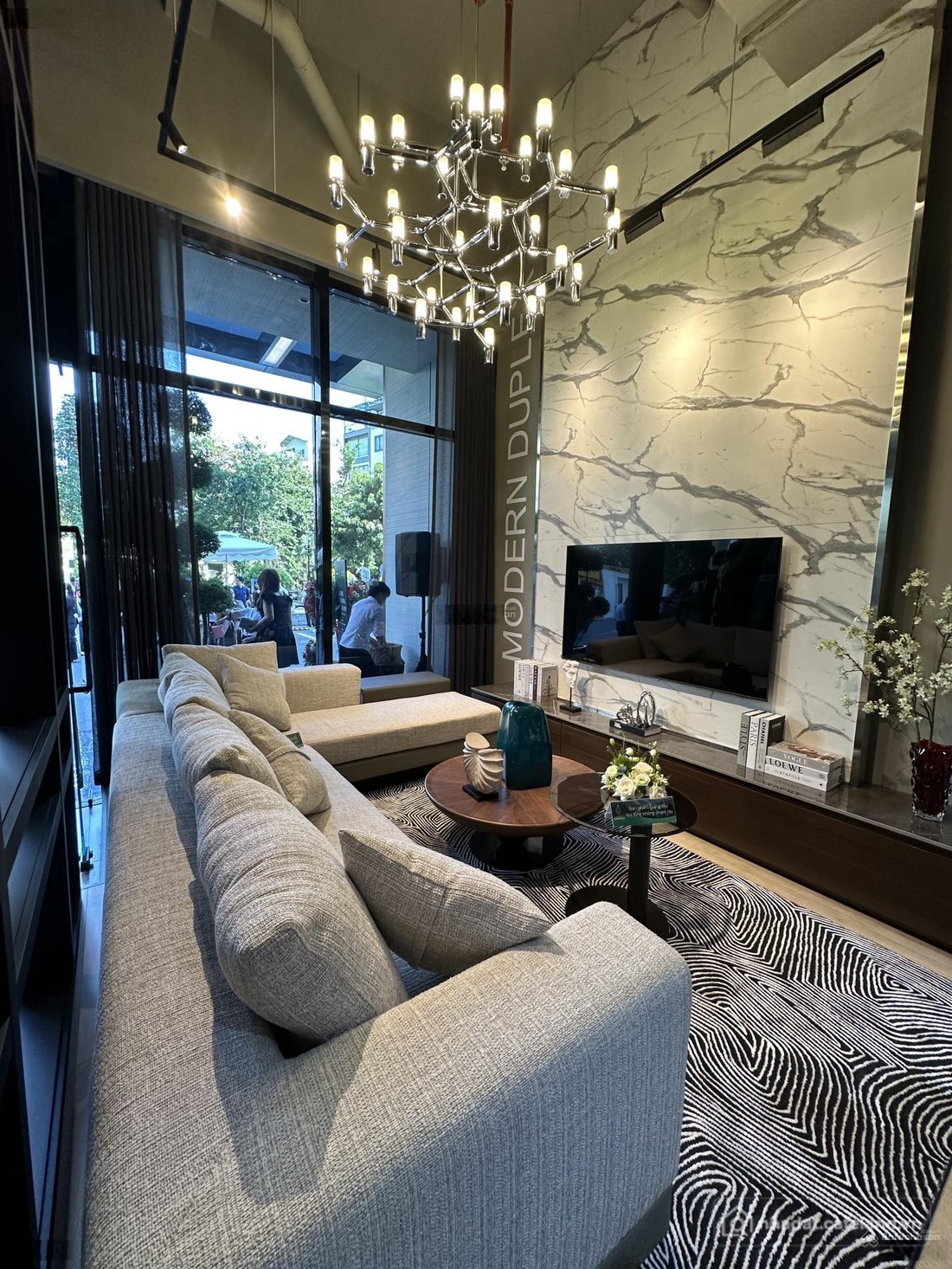 Bán căn hộ chung cư: Bán căn 80 m2 Northern Emerald tầng trung đẹp