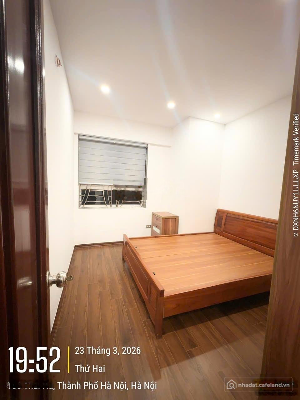 Bán căn hộ chung cư: Bán căn hộ chung cư 80 m2, 2 PN, tòa 165 Thái Hà, Đống Đa, 