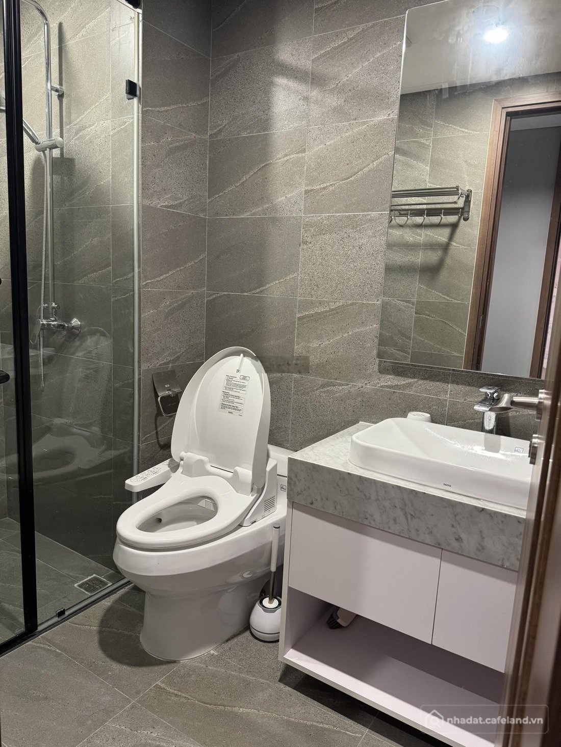 Bán căn hộ chung cư: Cần bán chung cư Sông Hồng Park View 165 Thái Hà, căn hộ 3P
