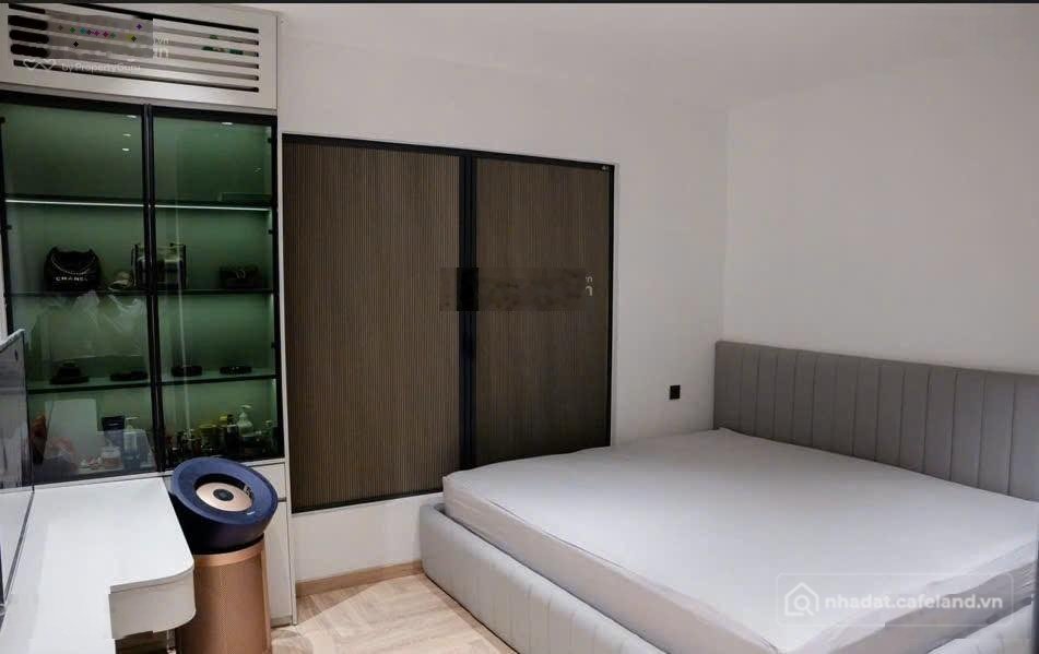 Bán căn hộ chung cư: Bán gấp căn hộ chung cư Chelsea Residences, 14 tỷ, 119m2, ở