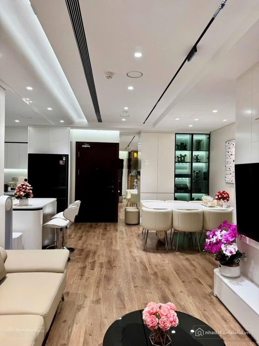 Bán căn hộ chung cư: Siêu hiếm, em bán căn 2PN 80m2 tại Hoàng Thành Pearl full đ