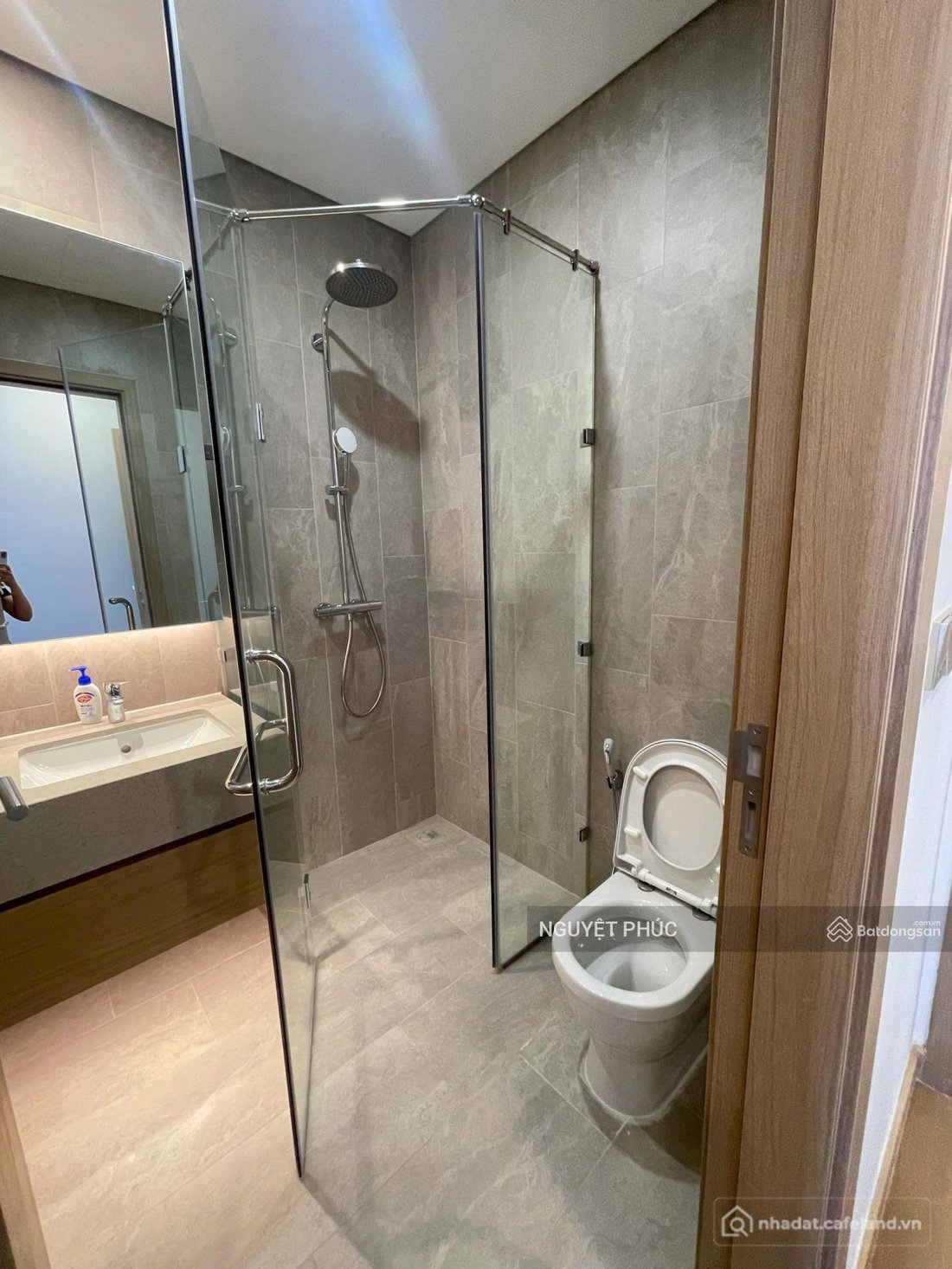 Bán căn hộ chung cư: Chính chủ bán căn hộ lancaster luminaire, căn góc 4pn4vs. l