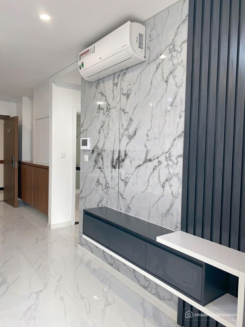 Bán căn hộ chung cư: Bán căn góc 2 ngủ sáng tầng trung hướng mát view hồ điều hò