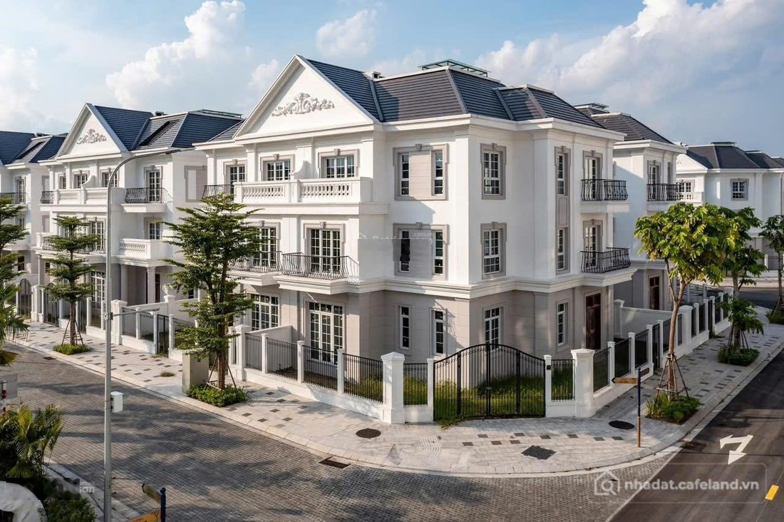 Bán biệt thự: Nhà liền kề trung tâm trâu quỳ gia lâm sát công viên, hv nông nghi