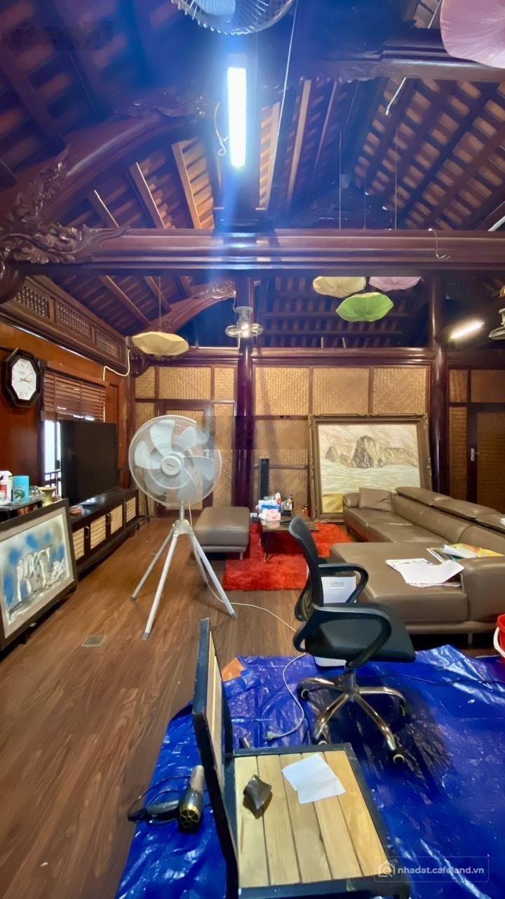 Bán đất thổ cư: Bán đất tặng nhà sàn 2 tầng lim Việt, khu phố Xã Đàn vàng son, đ