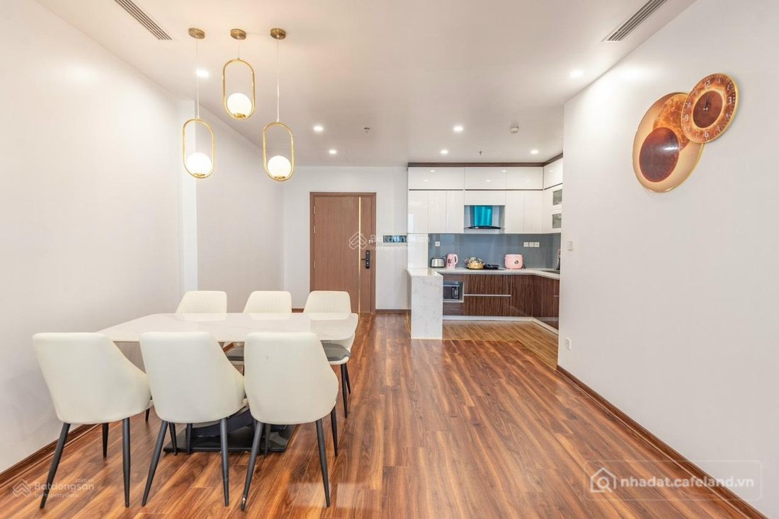 Bán căn hộ chung cư: Chính chủ bán CH 25T2 N05 Hoàng Đạo Thúy 162m2 3PN full đồ,