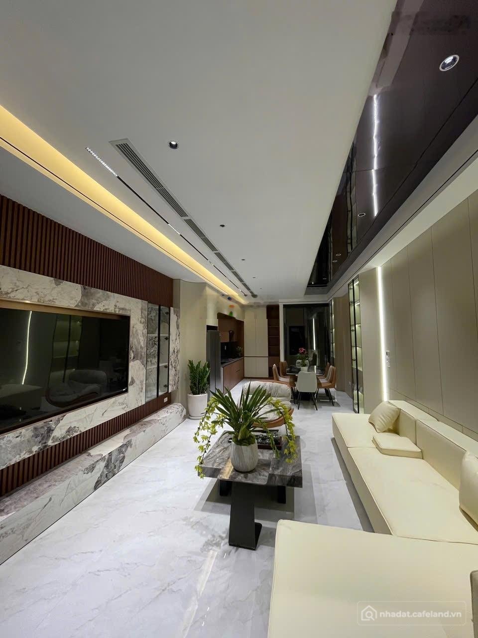 Bán nhà riêng: Siêu phẩm tư đình - long biên - gara 2 ô tô - 7 tầng thang máy - 