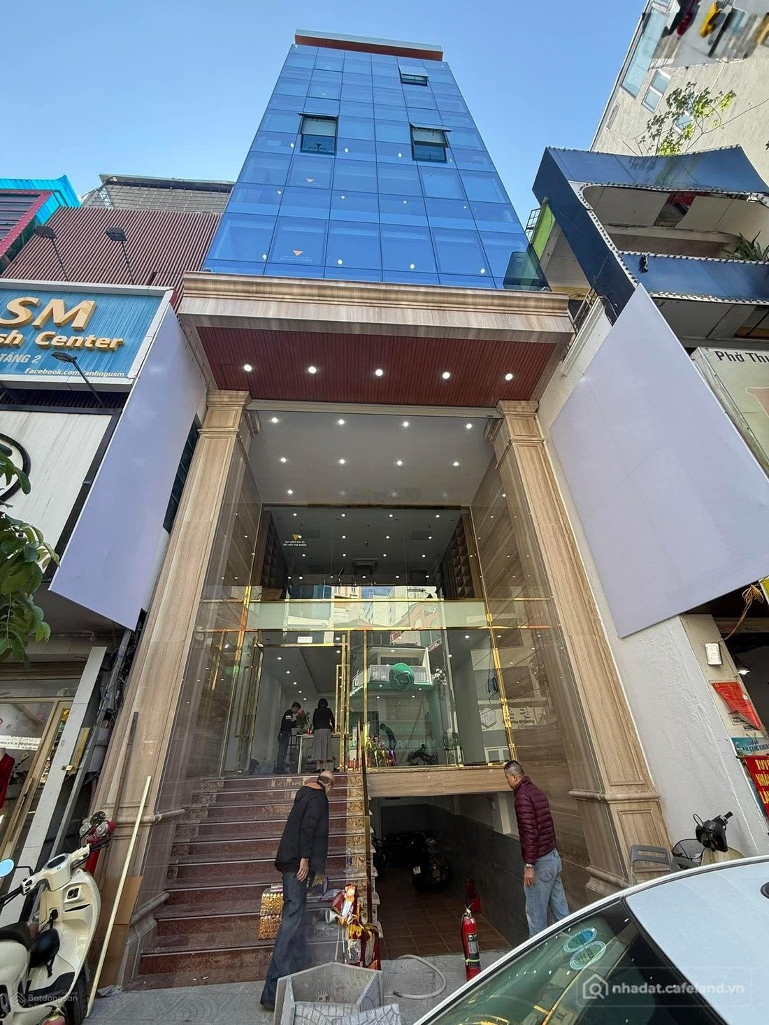 Bán nhà riêng: Tòa văn phòng mặt phố Chùa Láng - 139m2 xây mới 9 tầng thông sàn 