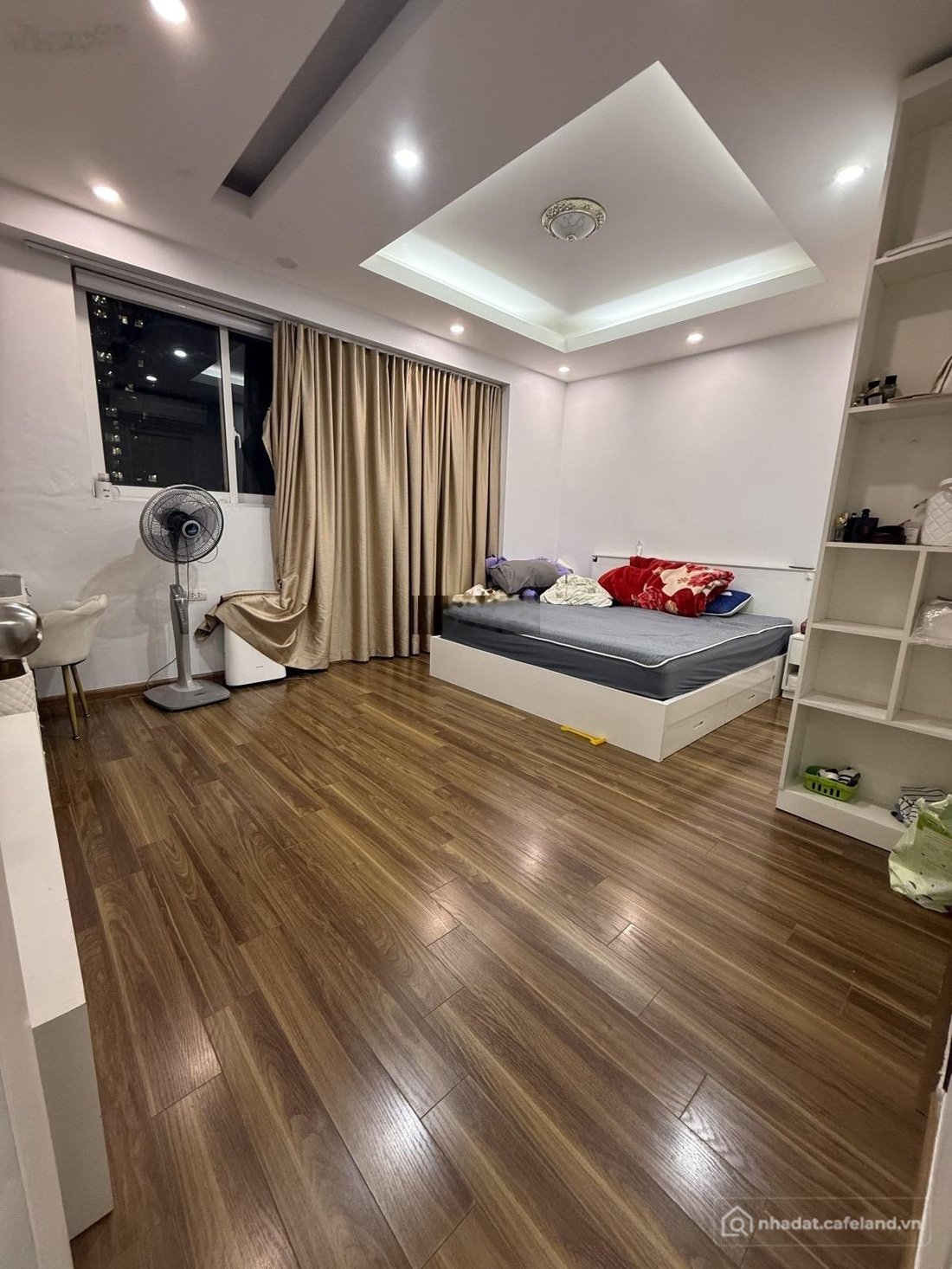 Bán căn hộ chung cư: Bán chung cư cao cấp FLC Landmark Tower - 160m2 - 4 phòng n