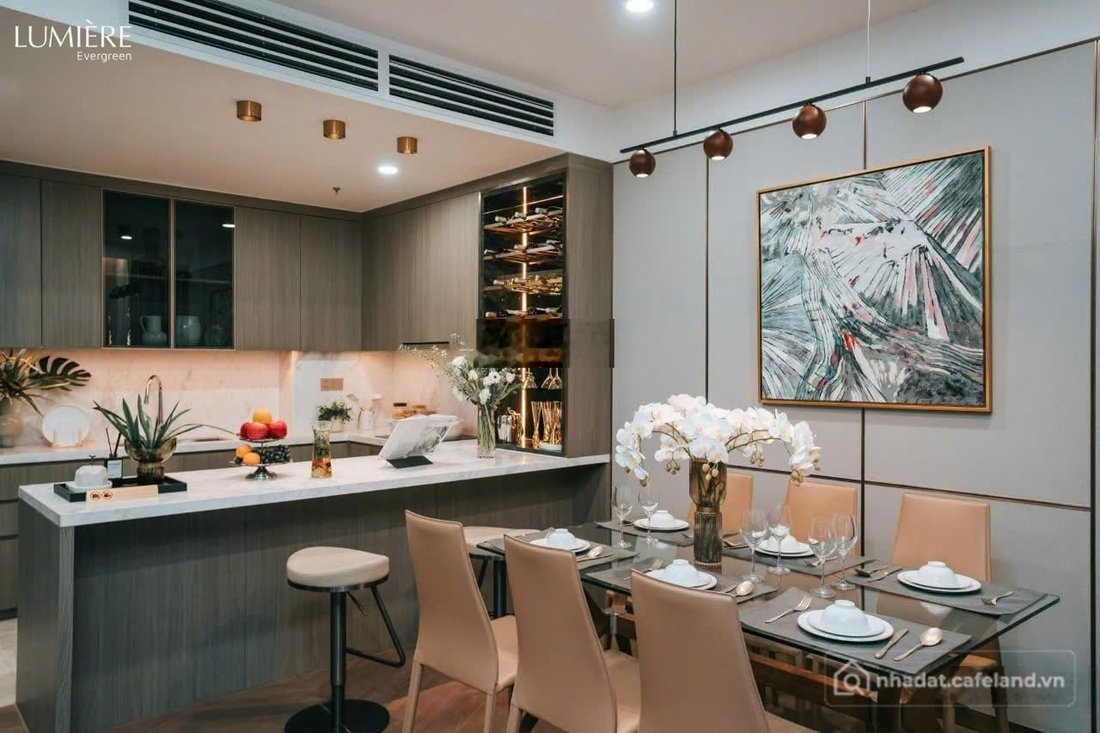 Bán căn hộ chung cư: Chủ nhà bán gấp căn 3PN 88m2 tòa A1 giá 9,28 tỷ Lumiere Eve