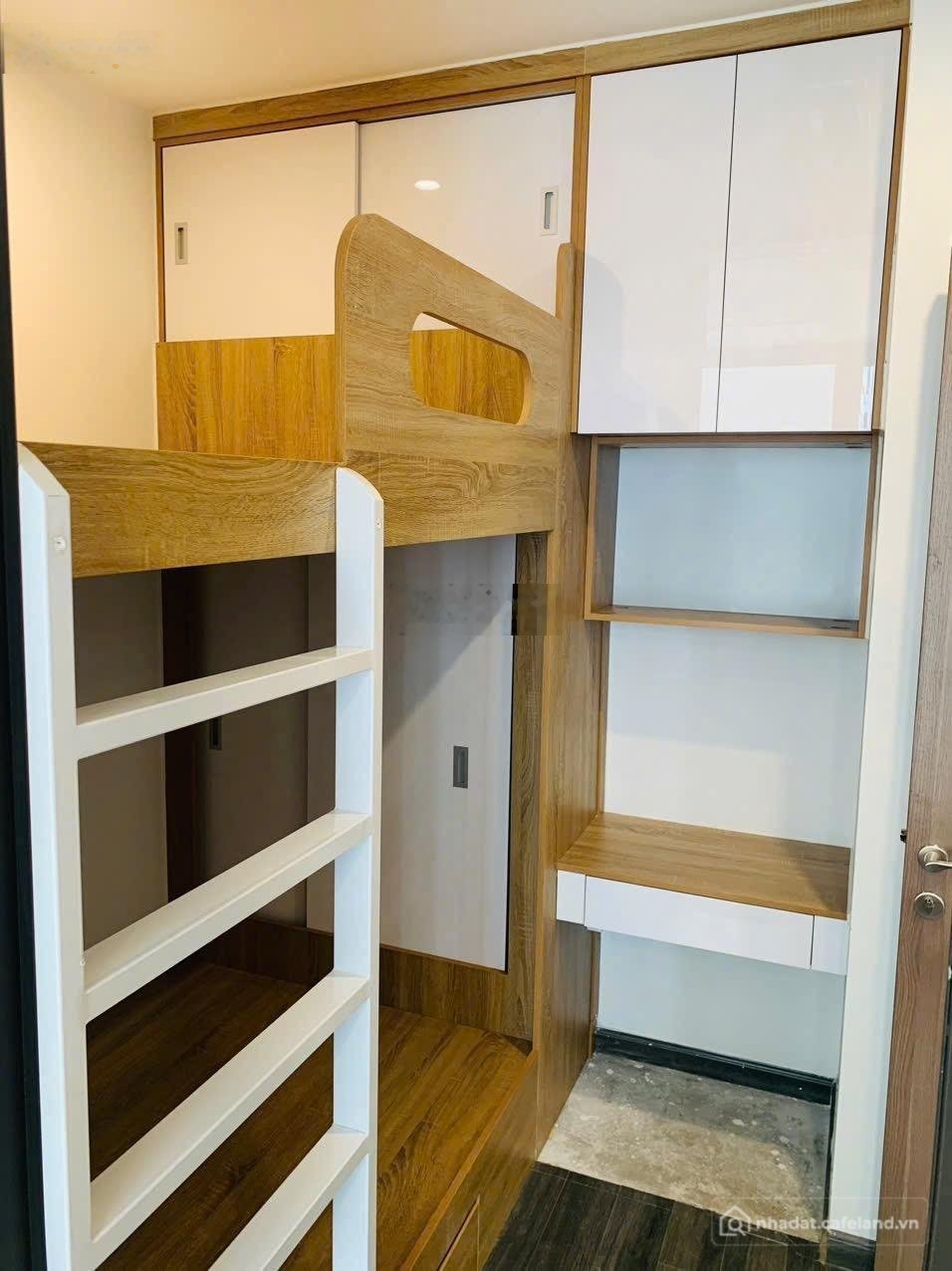 Bán căn hộ chung cư: Bán căn hộ 1PN 42m2 tầng cao toà Tonkin gần parking zone fu