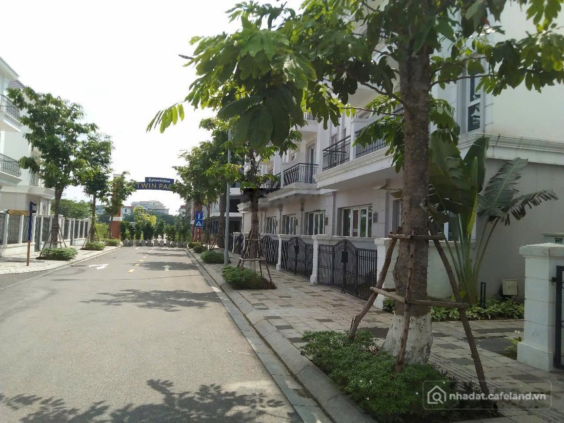 Bán biệt thự: Hỗ trợ 70% ngân hàng. Căn liền kề trục Osaka, mua bán trực tiếp ch