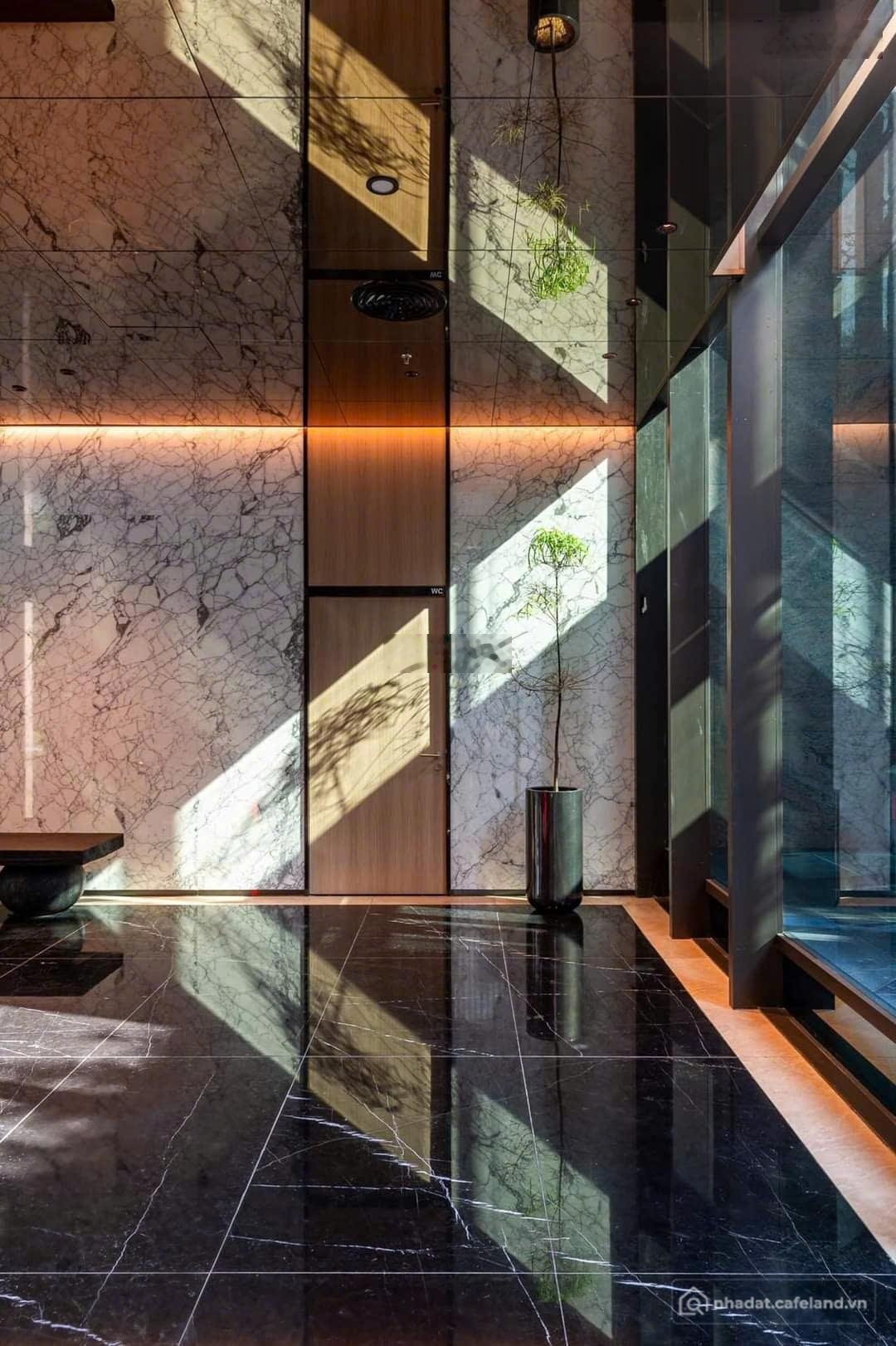 Bán căn hộ chung cư: Bán gấp căn hộ 3PN 2WC tại 29 Láng Hạ, Ba Đình, 3 PN 106m2 