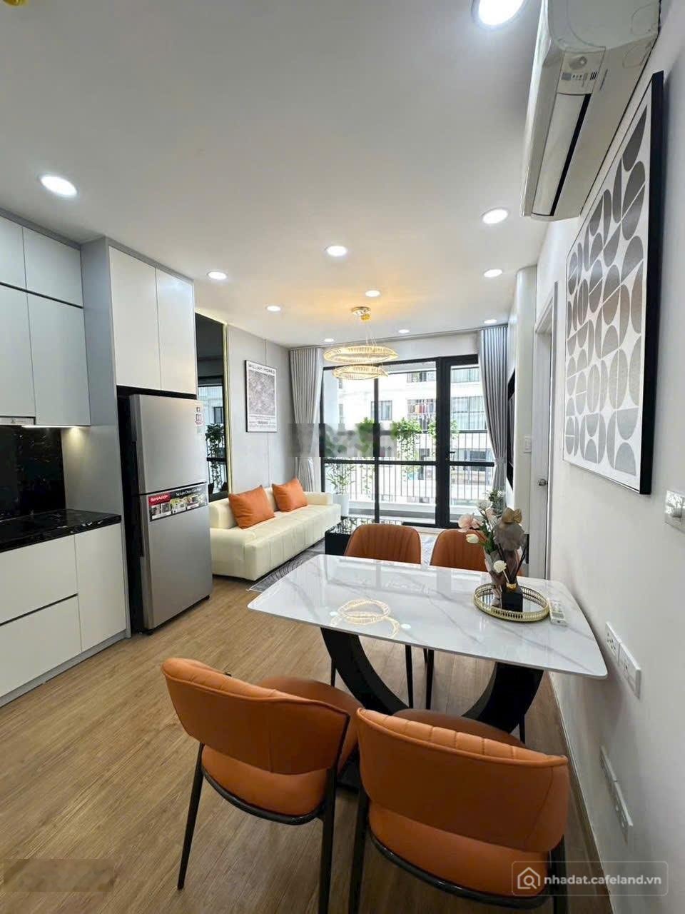 Bán căn hộ chung cư: Bán gấp căn hộ 2pn iris garden mỹ đình 61m² , full nội thất