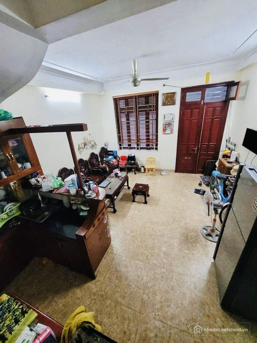 Bán nhà riêng: Vị trí KIM CƯƠNG phố Hào Nam, ngõ thông, ô tô gần, mặt tiền 4.5m,