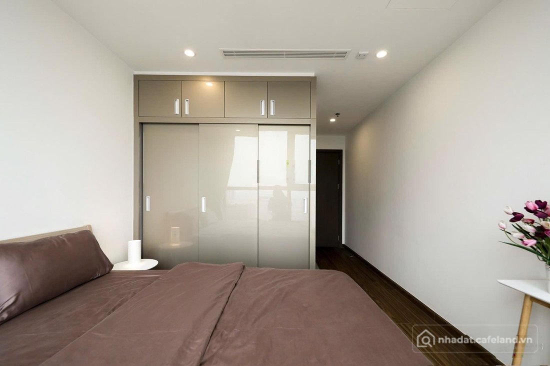 Bán căn hộ chung cư: Chính cần bán căn hộ 2PN diện tích 71,5m2 nội thất đầy đủ, 