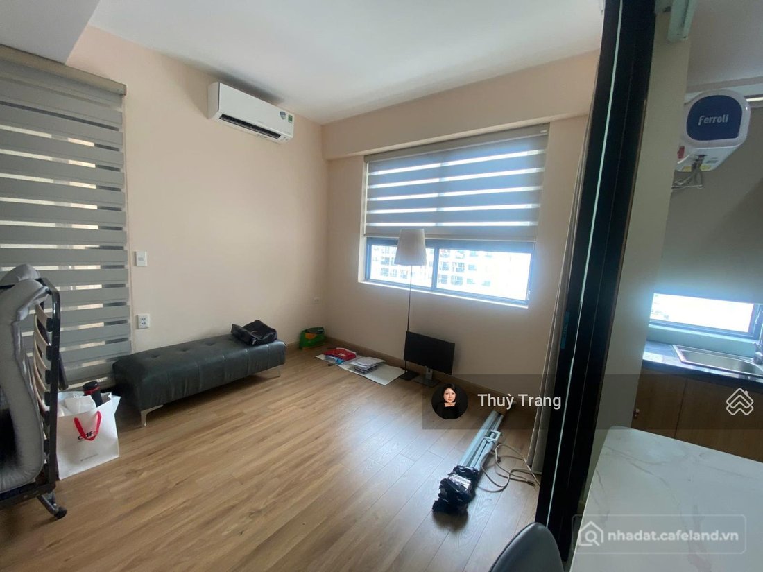 Bán căn hộ chung cư: Bán CC Mon City 52,6m2, 2PN, nhỉnh 5 tỷ gd luôn.LH 08686786