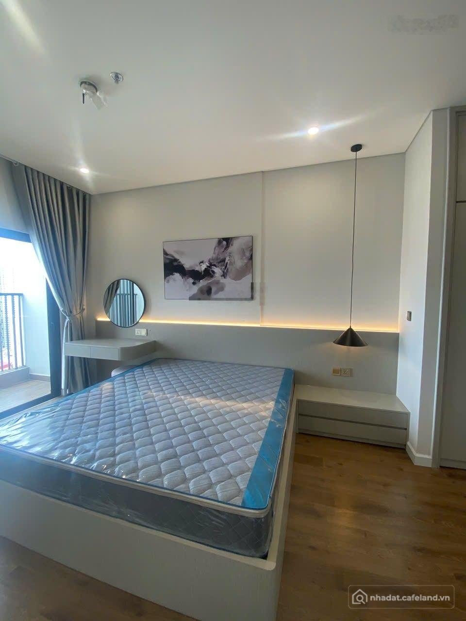 Bán căn hộ chung cư: Bán căn hộ 2PN 80m2 toà B Skypark - Tôn Thất Thuyết,tầng tr