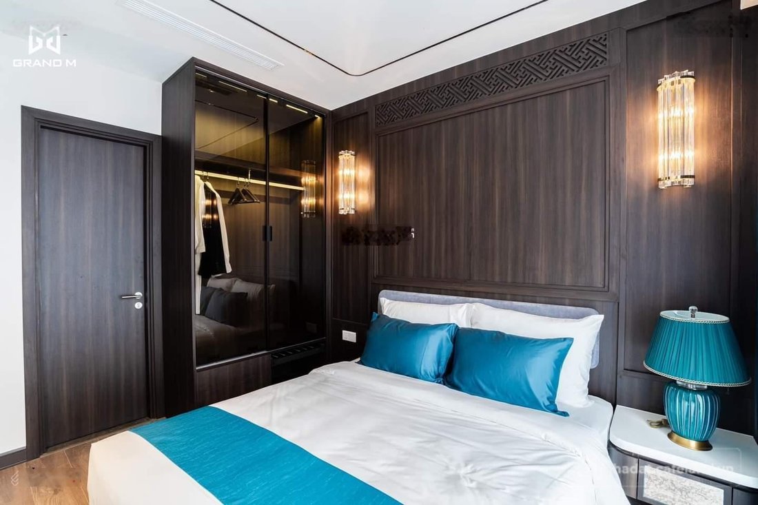 Bán căn hộ chung cư: Bán căn hộ 2PN full nội thất nhập khẩu cao cấp 5* dự án The