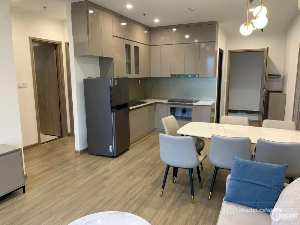 Bán căn hộ chung cư: Bán căn hộ tầng cao toà S302 Vinhomes Smart City 63m2 giá 5