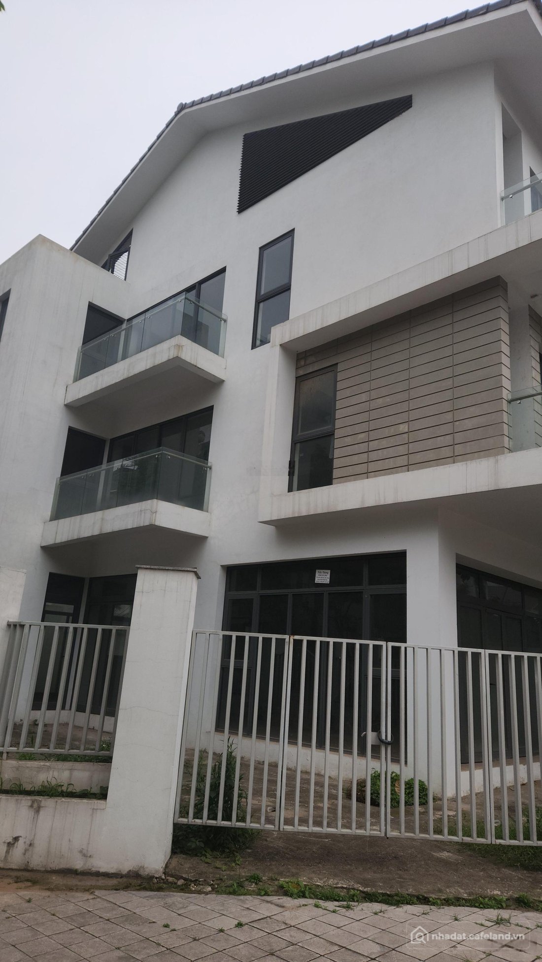 Bán biệt thự: Biệt thự Đô Nghĩa - Sol Lake Villa - lô góc kinh doanh - view CV Â