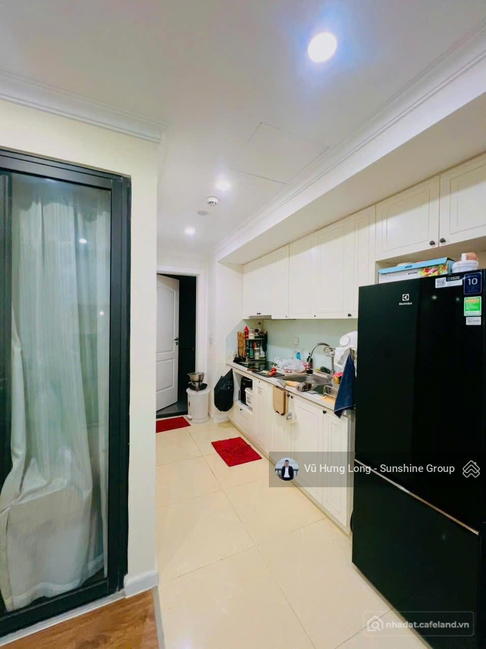 Bán căn hộ chung cư: Bán căn 2PN 78m2 full nội thất giá chỉ 7,9 tỷ tại Sunshine 