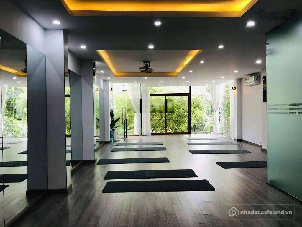 Bán biệt thự: Siêu phẩm biệt thự Foresa, Villa yên tĩnh, gara ô tô, sân vườn, vi